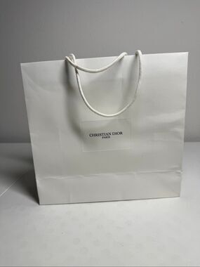 Christian Dior Paris White Luxury Shopping Gift Bag Boutique Packaging